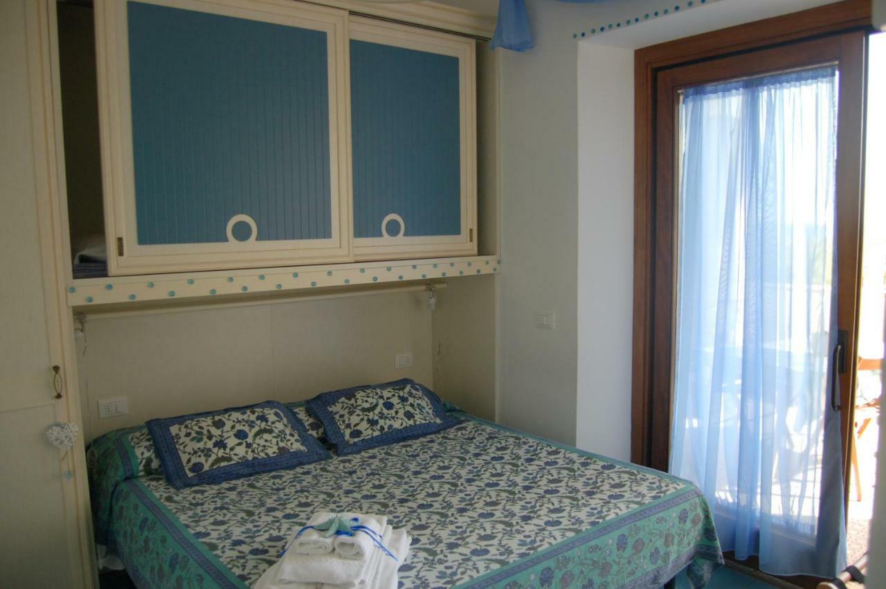 Bed and Breakfast La Rosada Джільйо Екстер'єр фото